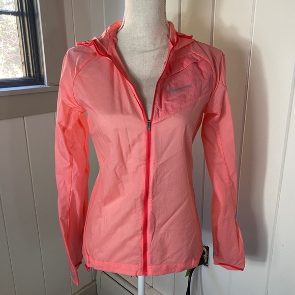 Nike Jackets & Blazers - Women’s Nike Lightweight pink jacket